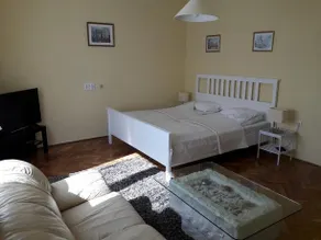 Grape&Wine Guesthouse - Image 3