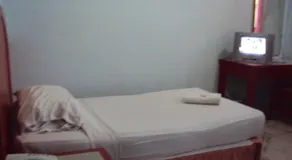 Ruby Hotel - Image 3