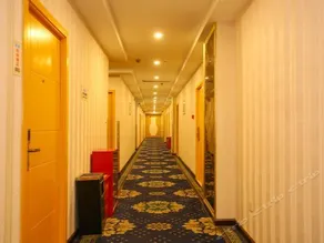 Fengqi Wutong Hotel (Chongqing Nanping Pedestrian Street Jiang'an Tianjie Branch) - Image 2