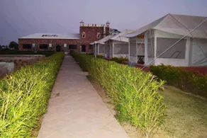 Red Rock Resort - Image 2