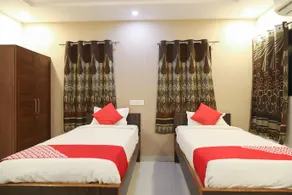 OYO 23541 Vijay Shanta Hospitality - Image 2
