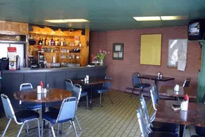 Chateau Guay Motel & Restaurant - Image 4