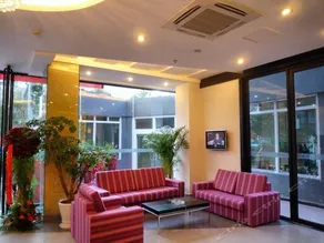 Fairyland Hotel Guluo Road - Kunming - Image 3
