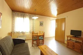 Aparthotel Ca Lauren - Image 5