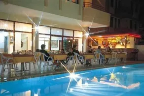 Amberrose Apart Hotel - Image 2