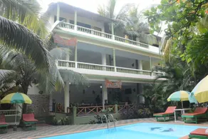 Classic De Evergreen Resort - Image 2