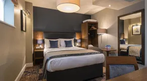The John Russell Fox - Image 3