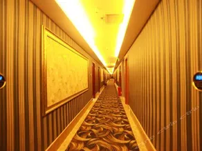 Longjinwan Holiday Hotel - Image 2