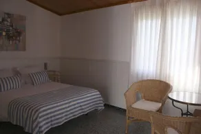 Hostal La Florida - Image 2