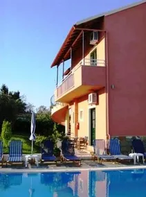 Theo Apartments - Image 4