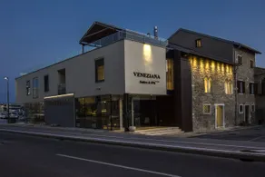 Veneziana Suites Spa - Image 1