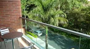 Blux Apartamentos Medellin - Image 2