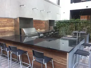 Hotel Style Furnished Suites in LA Beach Area - Image 4