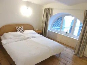 Historic City Center Apt - Image 3