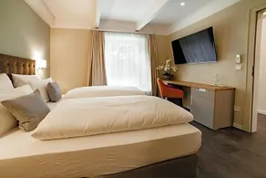 Seehotel Am Tankumsee - Image 2