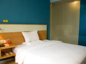 7 Days Inn Guangzhou - Airport Road Civil Aviation College Branch - Image 3