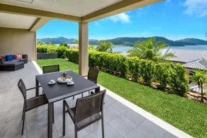 La Bella Apartments - Image 1
