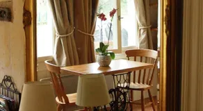 Le Logis du Pressoir Chambre d'Hotes Bed & Breakfast in beautiful 18th Century Estate in the heart of the Loire Valley with heated pool and extensive grounds - Image 5
