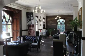 Rampant Lion Hotel - Image 2