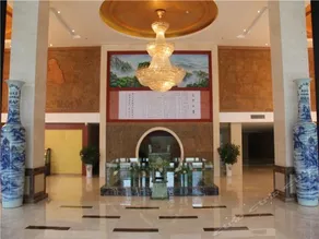 Wolong International Hotel - Image 5