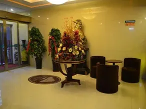 Green Tree Inn - Image 2