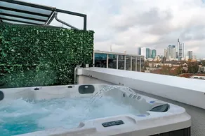 on Top by Lehmann Hotels - Image 2