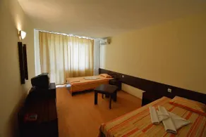 Kavarna Hotel - Image 5