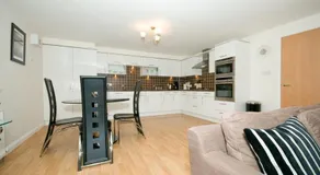 Oakhill Apartments City Centre Westend - Image 3