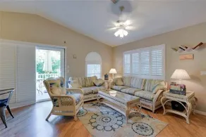 La Casa On Mango, heated pool - 5 min walk to the Beach - Image 4