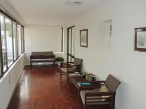 Marina Retreat - Image 2