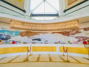 T-Longee Hotel - Image 5
