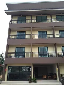 Dee Dee Mansion - Image 5