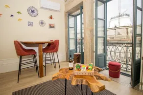 Guest H4U - Flores Lello City Center - Image 1