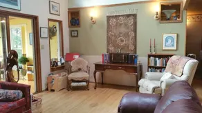Dolphin House  Bed & Breakfast - Image 4