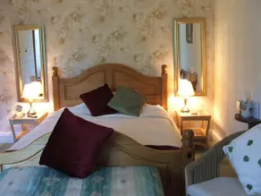 Woldview House Bed and Breakfast - Image 3