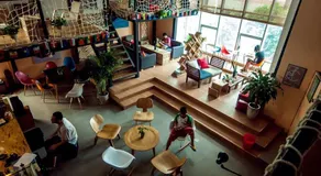 Chengdu Free Guys Youth Hostel - Image 2