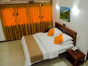 Pelican Inn Colombo - Image 2