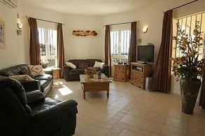 OCHENTA - Image 4