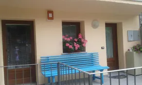 La Tour - Image 3