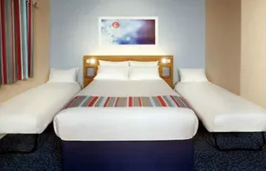 Travelodge Ely - Image 3