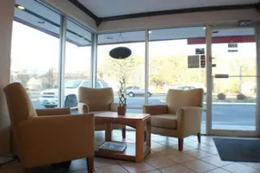 Economy Inn and Suites - Image 3