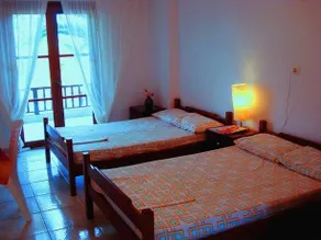 Rooms With View - Image 2