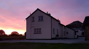 Higher Kellacott Cottage - Image 3