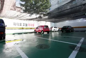 Patio Hotel - Image 4