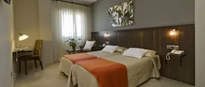 Oasis Hotel La Manga del Mar Menor - Image 2