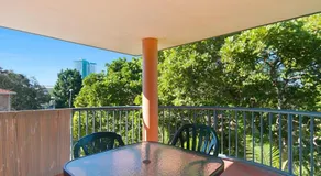 Parco Vista Unit 9 - Central Coolangatta easy walk to beaches and shops - Image 3