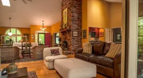Ticoa Lake House - Image 3
