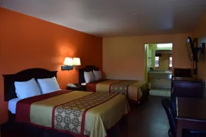 Island Suites Bay City - Image 4