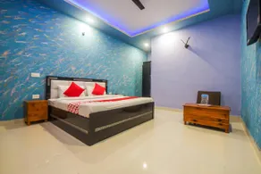 OYO 15935 Hotel Laksh Shivay - Image 3