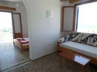 Young Inn - Image 3